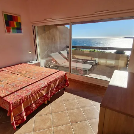 2 Pieces Climatise Avec Piscine Et Parking, Ste Maxime, Golfe St Tropez - Fr-1-780-90 Apartment Sainte-Maxime