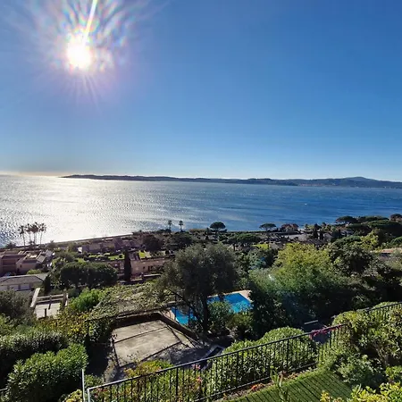 2 Pieces Climatise Avec Piscine Et Parking, Ste Maxime, Golfe St Tropez - Fr-1-780-90 Apartment *