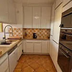 2 Pieces Avec Climatisation, Terrasse, Piscine Et Parking, Pres De La A Ste Maxime - Fr-1-780-90 Σαιντ-Μαξίμ