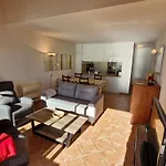 Διαμέρισμα 2 Pieces Avec Climatisation, Terrasse, Piscine Et Parking, Pres De La A Ste Maxime - Fr-1-780-90