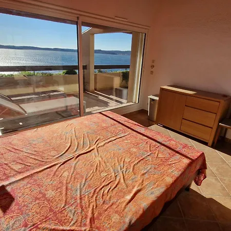 2 Pieces Avec Climatisation, Terrasse, Piscine Et Parking, Pres De La A Ste Maxime - Fr-1-780-90 Διαμέρισμα
